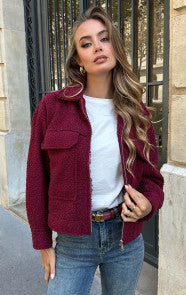https://jurkjes-5e14.kxcdn.com/wp-content/uploads/2025/08/Teddy-Bomber-Jacket-Met-Rits-Eden-Burgundy-9-186x295.jpg